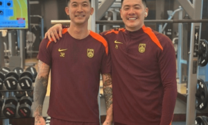 原创 
            国足门将位置面临危机，3大国门同时出现状况，最佳新门神呼之欲出