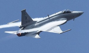 美以炸醒印度！印军激战9天却收到7个坏消息，莫迪定不下开战决心